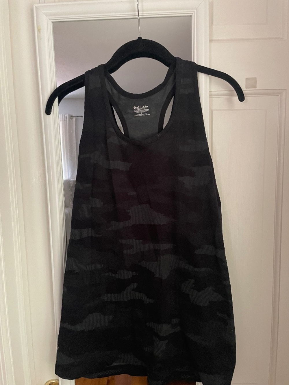 Athleta tank top racer back black camo size L